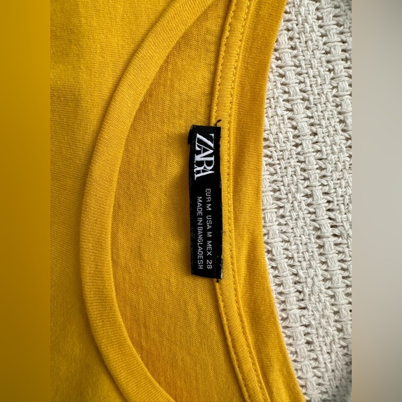 ZARA Crop Top • Medium • 100% Cotton • Short Sleeve - Picture 3 of 3